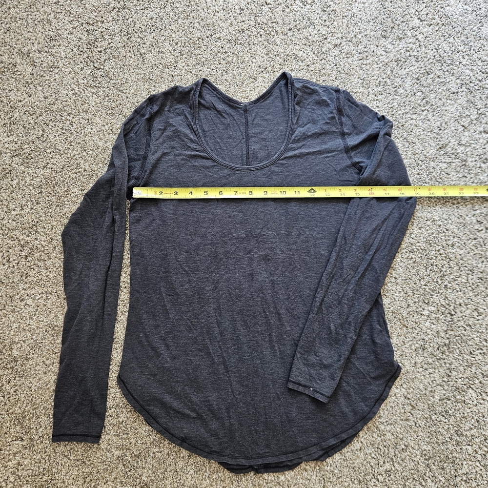 Lululemon Charcoal Gray Long Sleeve Top